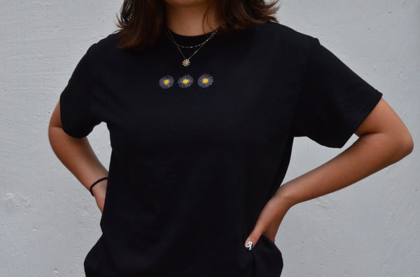 Daisies T-shirt - black